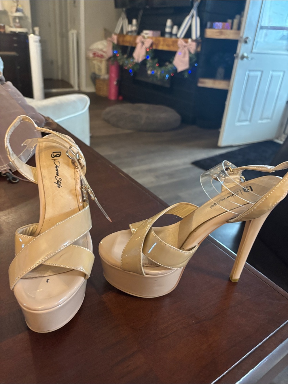 Diverse Style Brand Dazzling Platform Stiletto Sandals - Nude Patent
